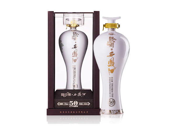 哪里求购国花瓷西凤酒50年