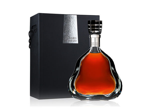 哪里收购轩尼诗李察XO回收Hennessy洋酒干邑白兰地700ml
