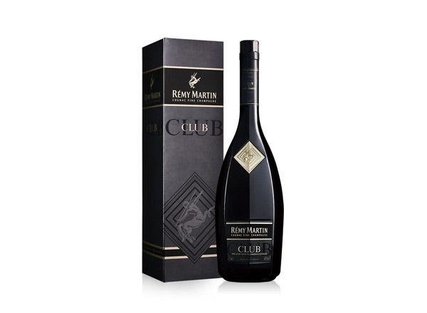 哪里人头马洋酒回收CLUB角马干邑白兰地耀黑珍藏版1000ml