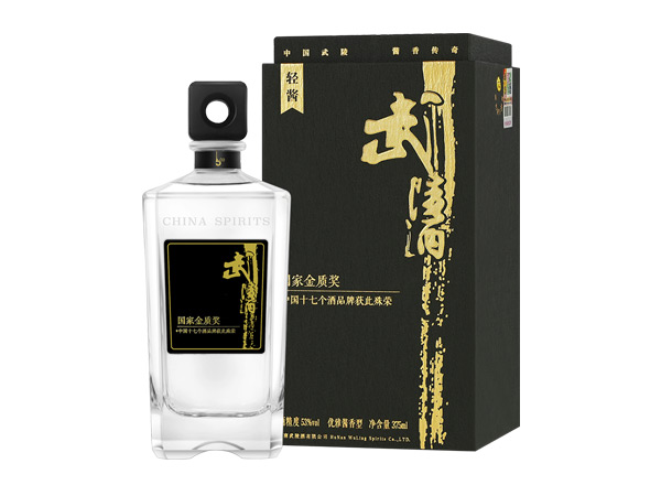 哪里上门回收武陵酒轻酱53度375ml国家金质奖礼盒装行情价格
