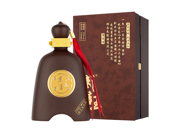 哪里武陵酒回收武陵王武王礼盒装白酒行情价格