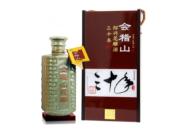 哪里会稽山黄酒回收会稽山三十年绍兴花雕酒30年木盒装2.5L黄酒